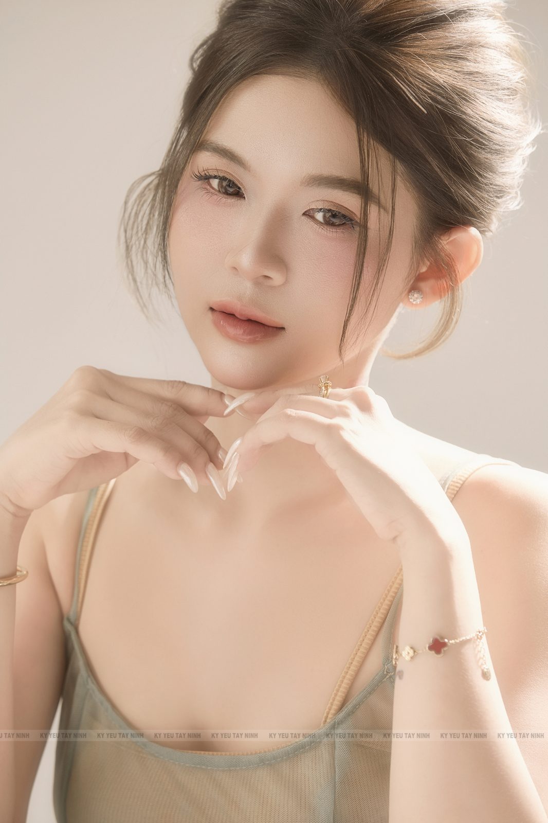 Bạch nguyệt quang — ảnh 1